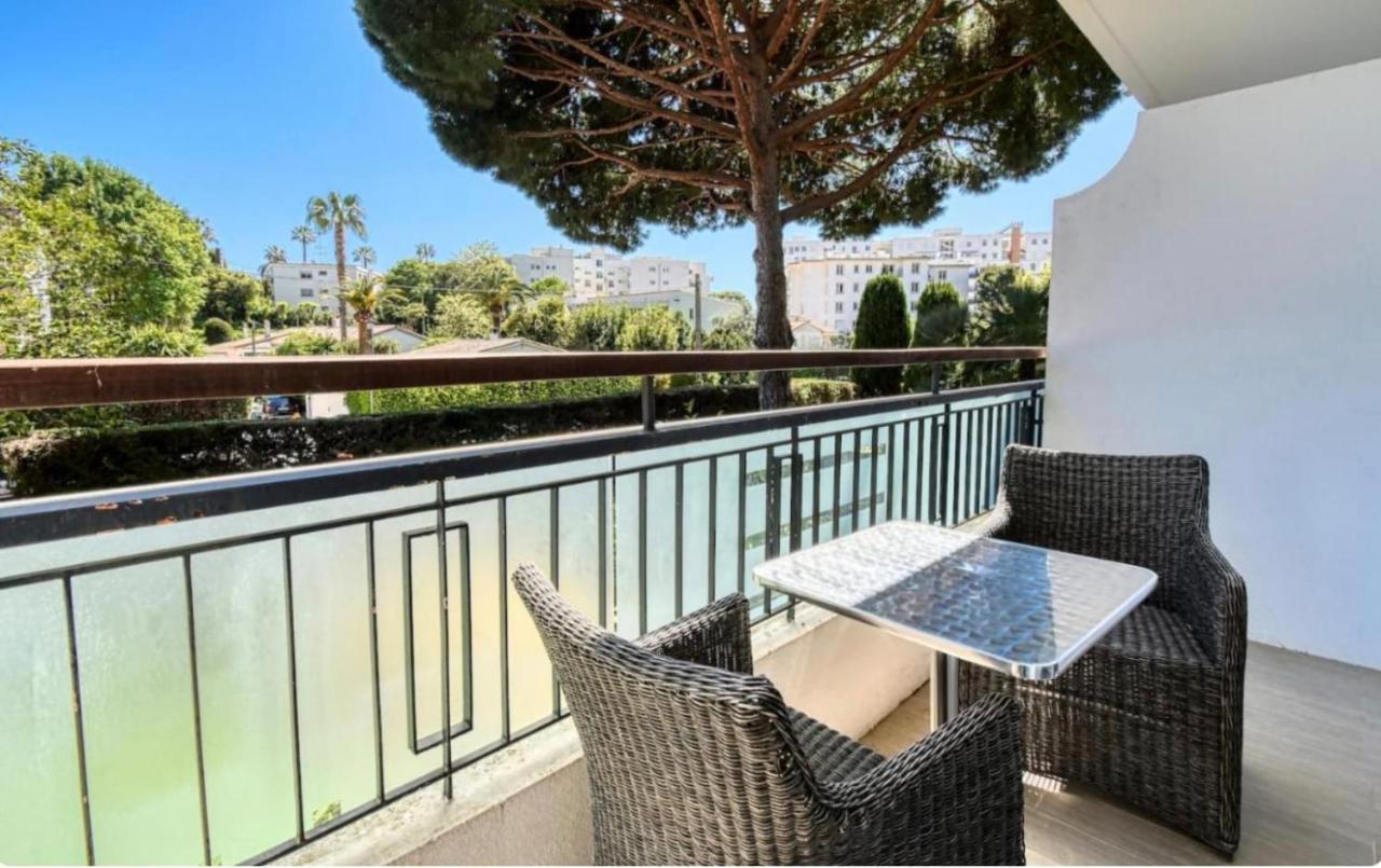 Superbe Studio Lumineux Sur Cannes Avec Terrasse ! A Quelques Minutes De La Celebre Rue D'Antibes ! Zewnętrze zdjęcie